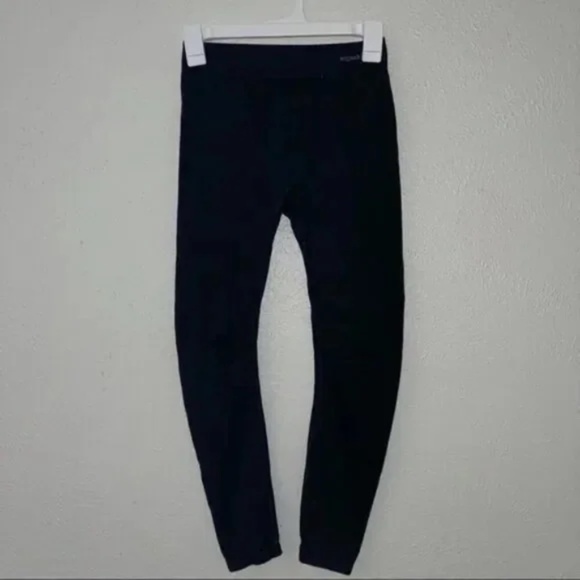 Organic Basics SilverTech Active Leggings - Picture 2 of 10